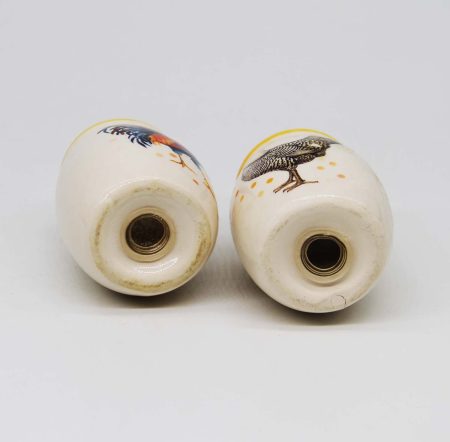 ф 14104 (3) Солонка и перечница с изображением Петуха и Курочки. Набор. Азия, Китай XX в.