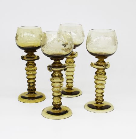 IMG_8888 Набор из 4 бокалов-рёмеров "С резьбой виноградных листьев". Германия, Европа ХХ в.