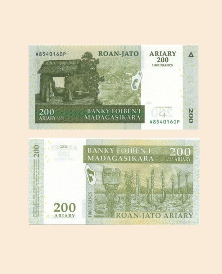 Мадагаскар 200 ариари — 1000 франков 2004 г.