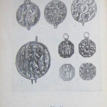 Древнерусские амулеты-змеевики. Т. В. Николаева, А. В. Чернецов. Москва «Наука» 1991 г.