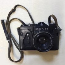 Фотоаппарат «Zenit». TTL. Объектив: Helios-44M 2/58. СССР