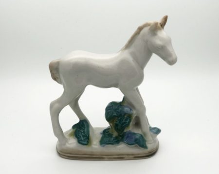 Жеребенок белый. Гжель. СССР 1960-е гг.