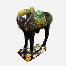 Конь боевой. Керамика "Тан Санкай". АТР, Китай, середина ХХ в.