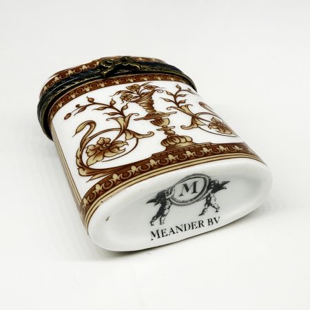 IMG_0243 Шкатулка мини (таблетница) с изображениями амфор и цветов, Meander BV. Европа, конец XX в.