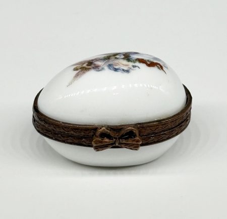 IMG_0252 Шкатулка мини (таблетница) с изображением ангелов. Reutter Porzellan. Германия, конец XX в.