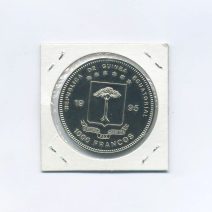 Гвинея 1000 франков 1995 г. 150 лет со дня выпуска марки «Basel Taube» (с опечаткой «TAUBER» вместо «TAUBE»)