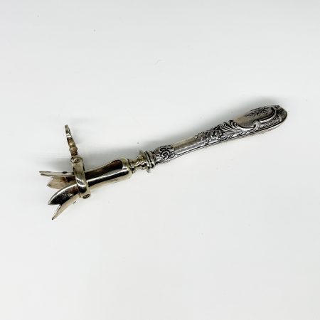 с 1491 (4) Манш-а-жиго с цветочным узором. Сталь, серебро 800 пр. Европа (экспорт во Францию) 1850-1950 гг.