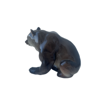 Медведь бурый. ЛФЗ. Автор Веселов П.П. Высота 13,8 см. РФ 1991-е гг