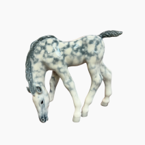 Жеребенок пасущийся "в яблоках". ЛФЗ. СССР 1970-е гг.