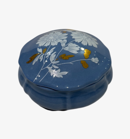 Шкатулка голубая Limoges с цветами. Франция, Лимож. Вторая половина XX в.