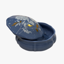 Шкатулка голубая Limoges с цветами. Франция, Лимож. Вторая половина XX в.