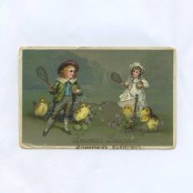 Открытка пасхальная "Дети играют в теннис с цыплятами". Изд. IMP, Германия. Российская Империя до 1917 г.