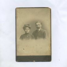 Фотография. Портрет пары. Хосита Э. Владивосток 1911 г.